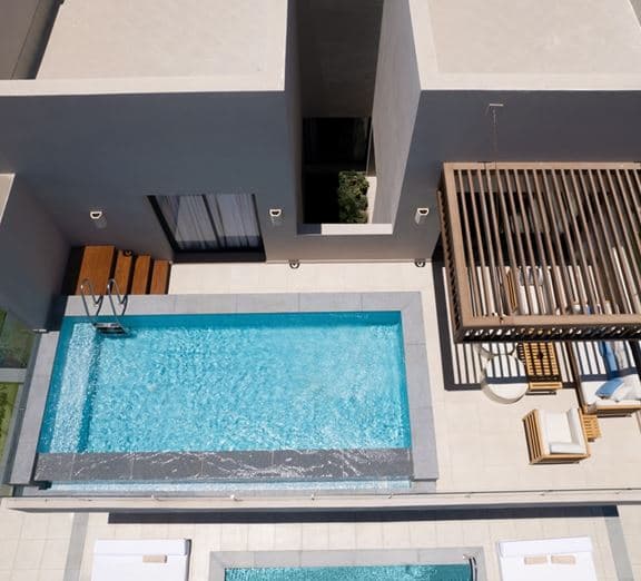 Executive Suite Privet Pool Номери