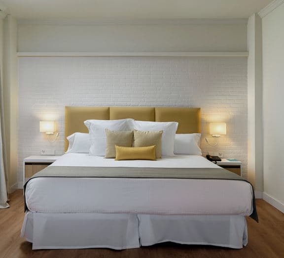 MY FAVOURITE CLUB PRESIDENTIAL SUITE BALCONY OR TERRACE Номери