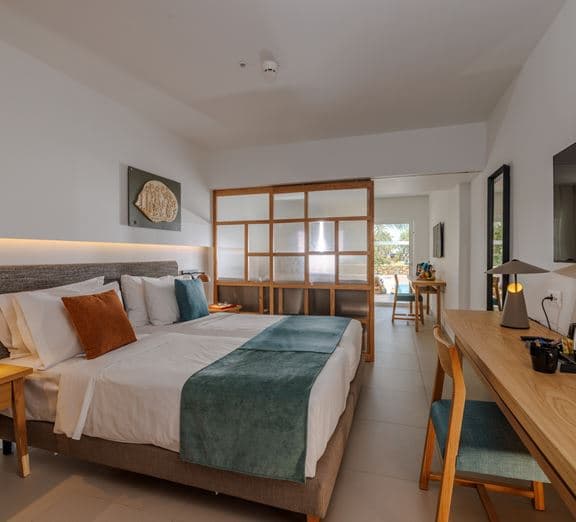 Athina Suite Open Plan GardenView with Individual Pool Номера