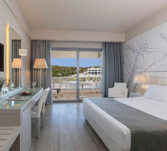 Deluxe Room Pool View Balcony or Terrace Номери