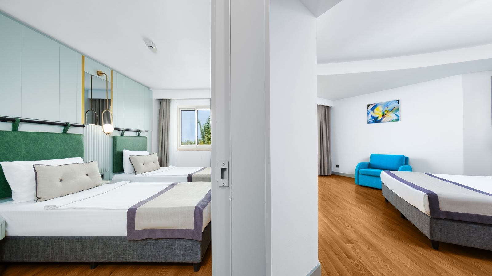 rooms-family-room