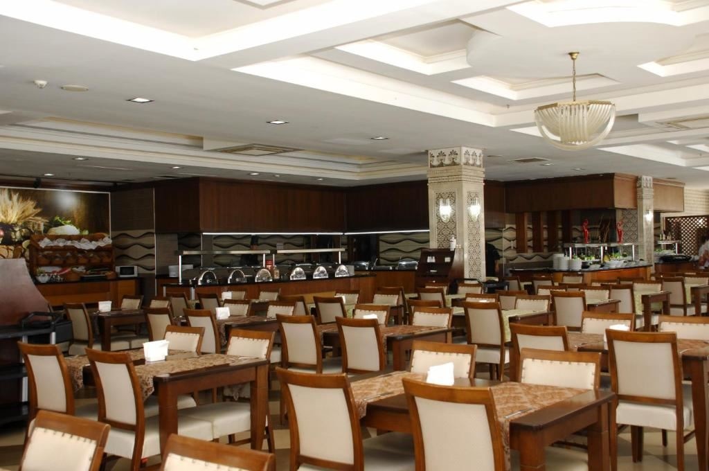 restaurants-main-restaurant