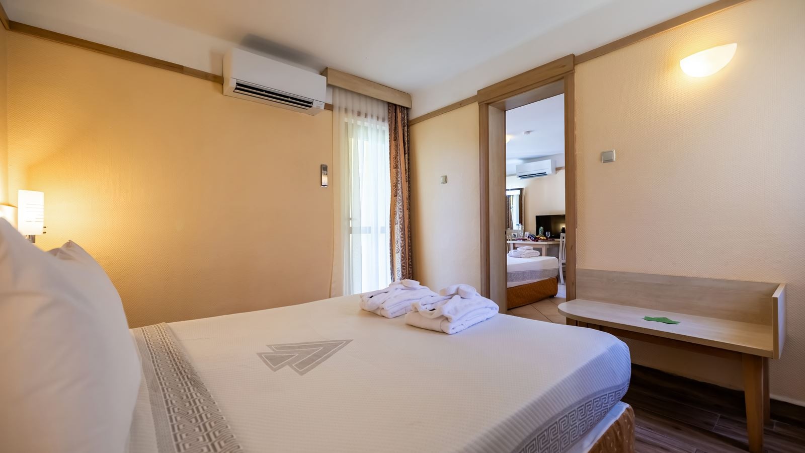 rooms-family-room-2-bedrooms