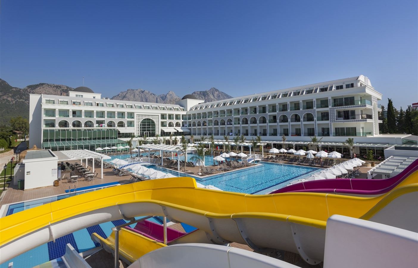 water-park-outdoor-pool