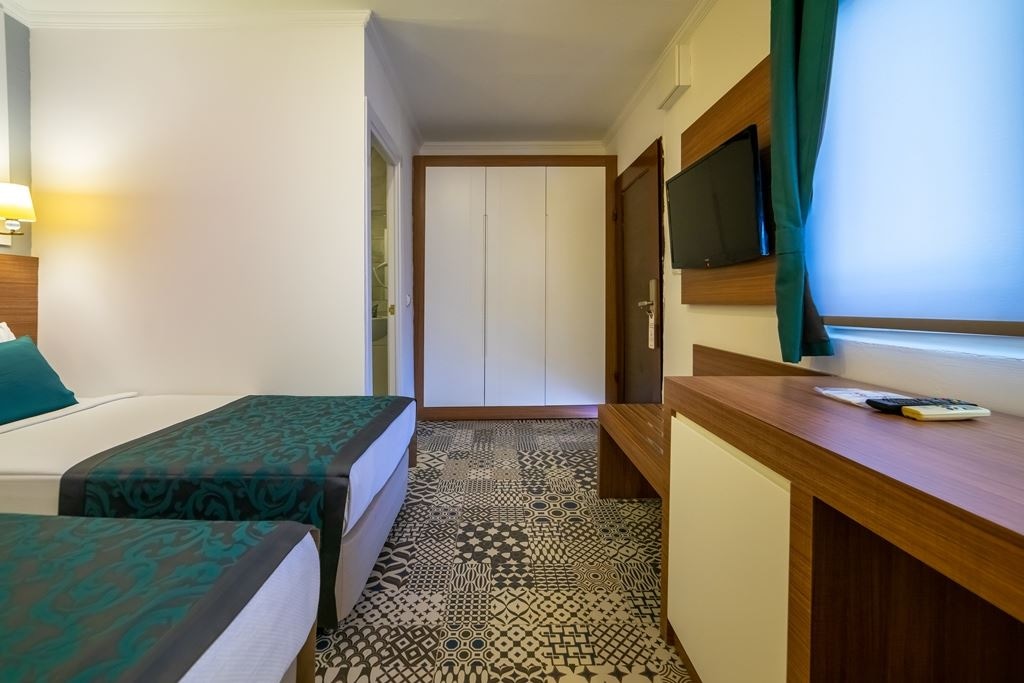 rooms-economy-without-balcony