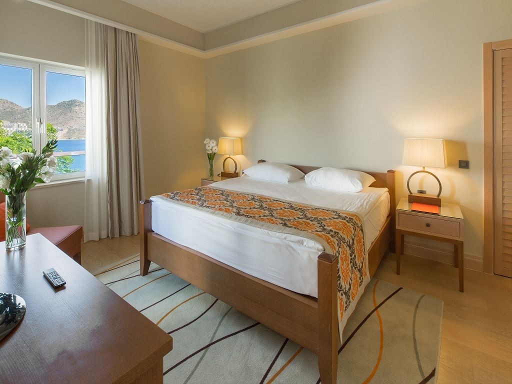 rooms-royal-villa