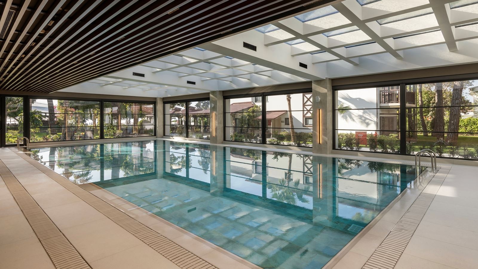 pools-indoor-pool