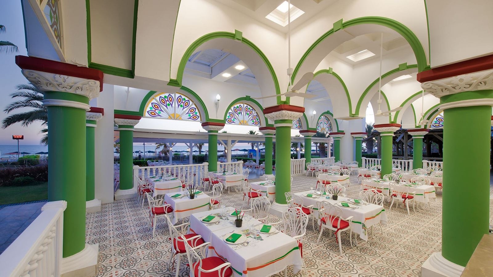 restaurants-la-perla-restaurant