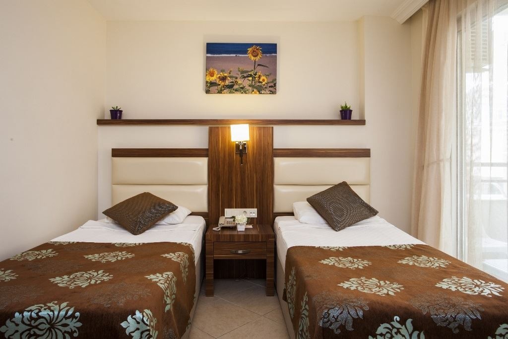 rooms-standard-room