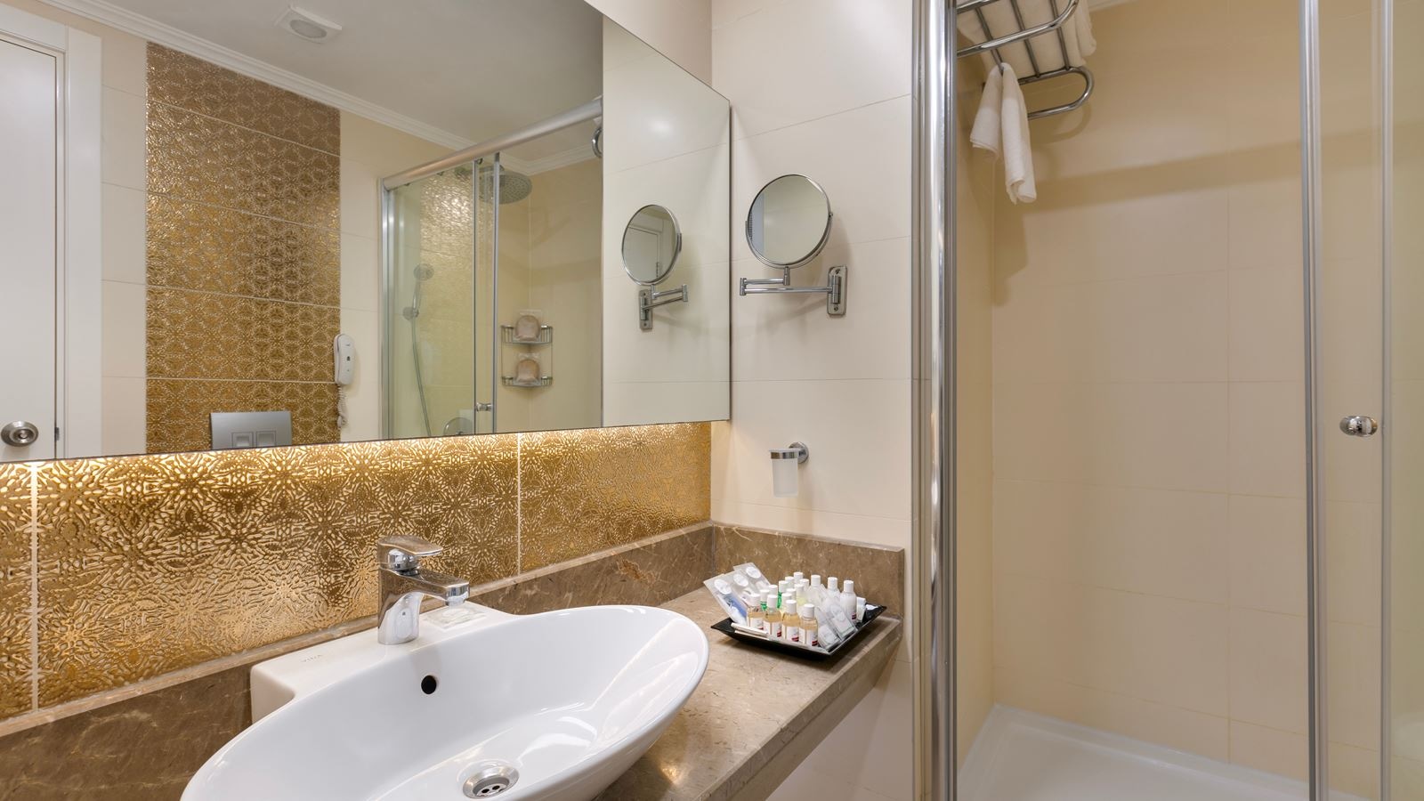 rooms-standart-room-side-sea-view-with-balcony