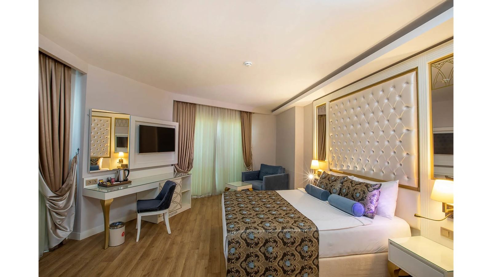 rooms-family-room--typea