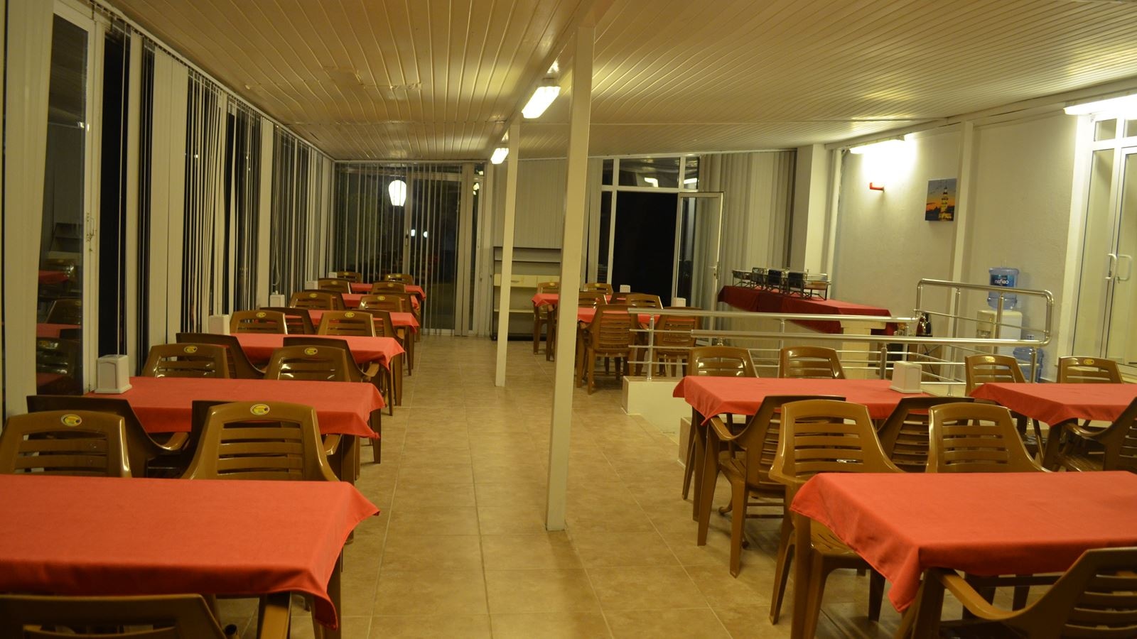 restaurants-main-restaurant