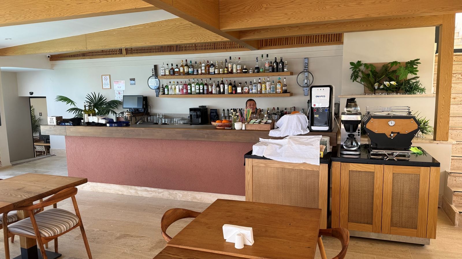 bars-lobby-bar