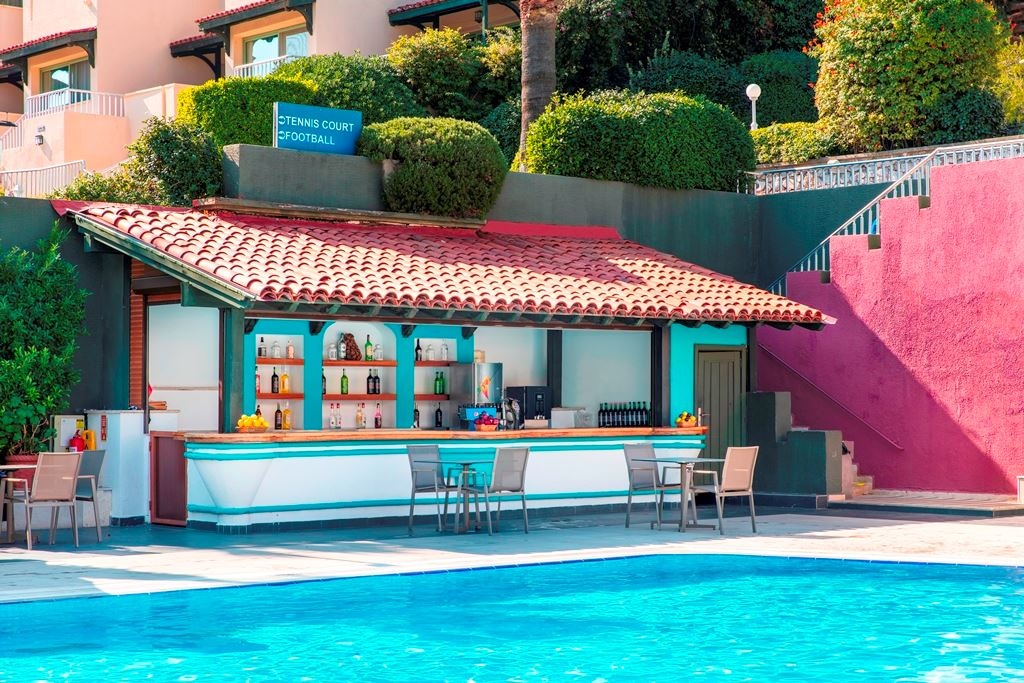 bars-pool-bar