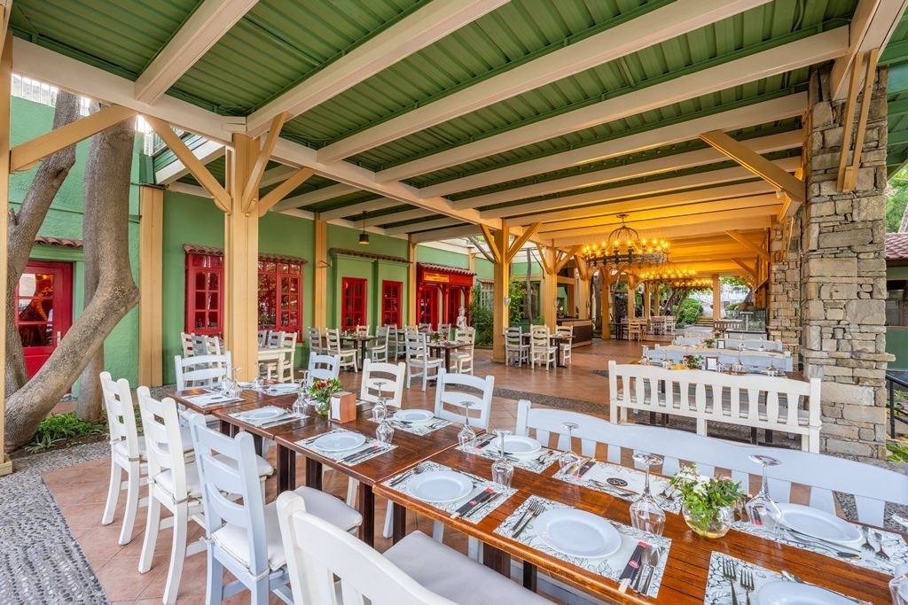 restaurants-