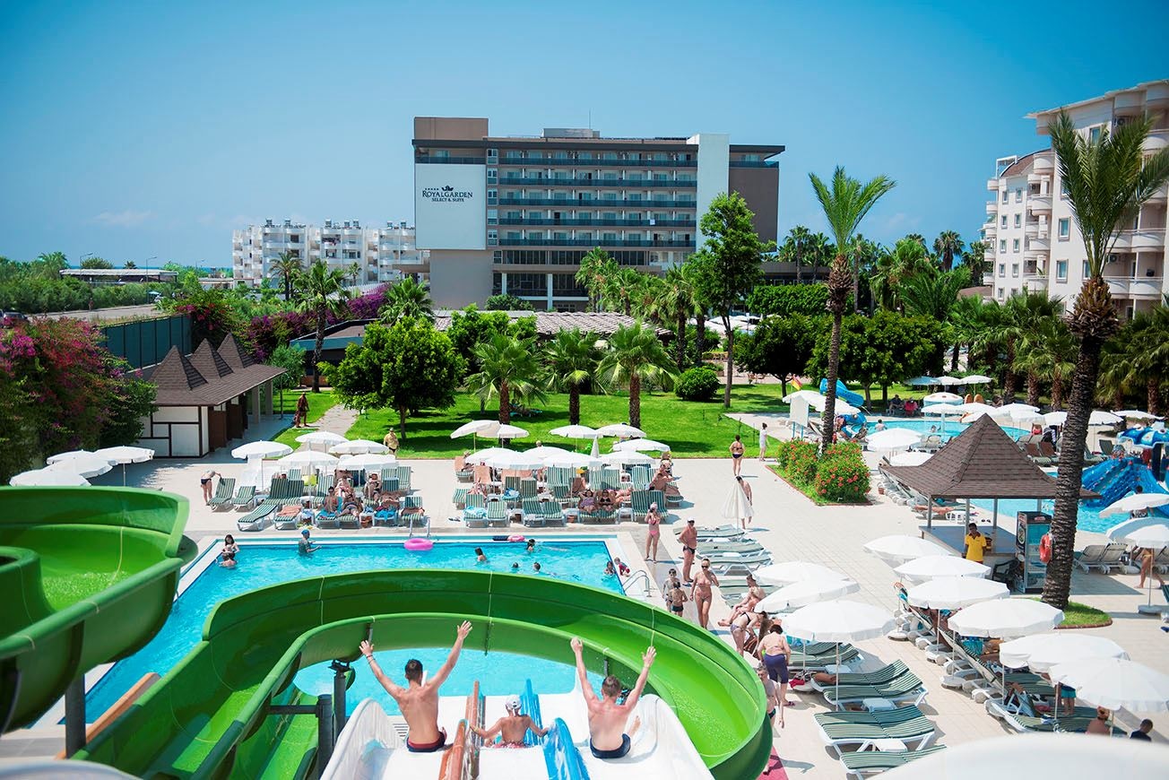 pools-outdoor-pool