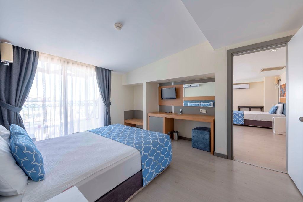 rooms-junior-suit