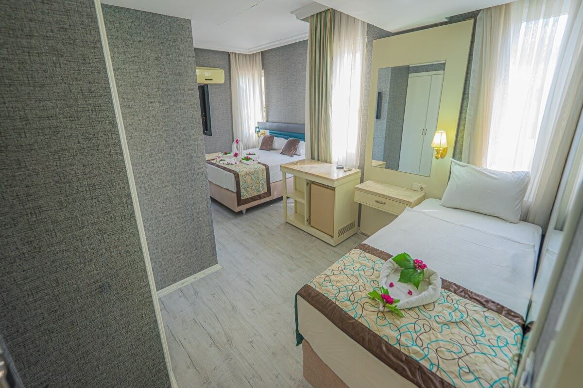 rooms-family-room