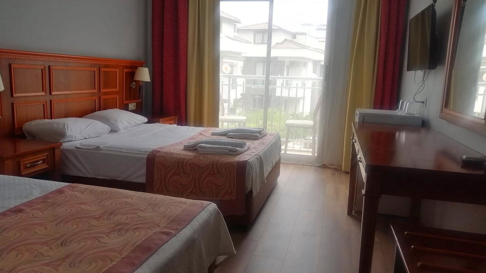 rooms-standard-room