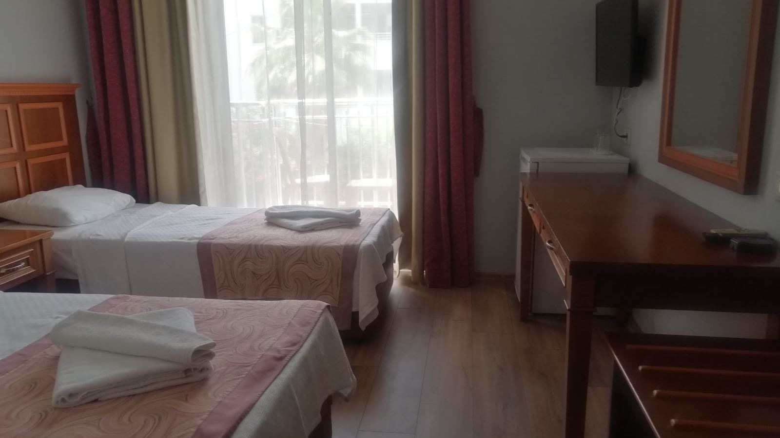 rooms-standard-room