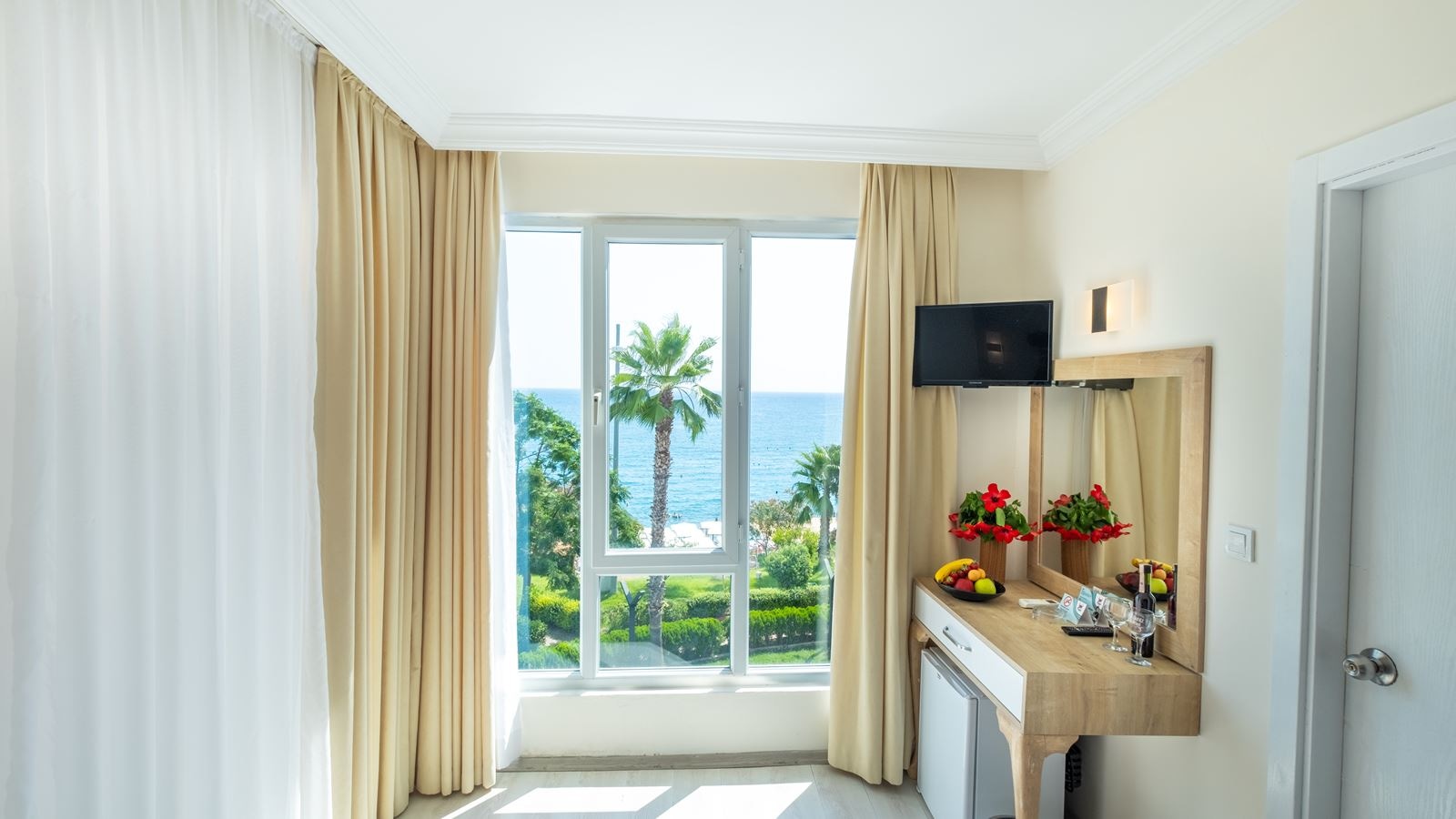 rooms-standard-room