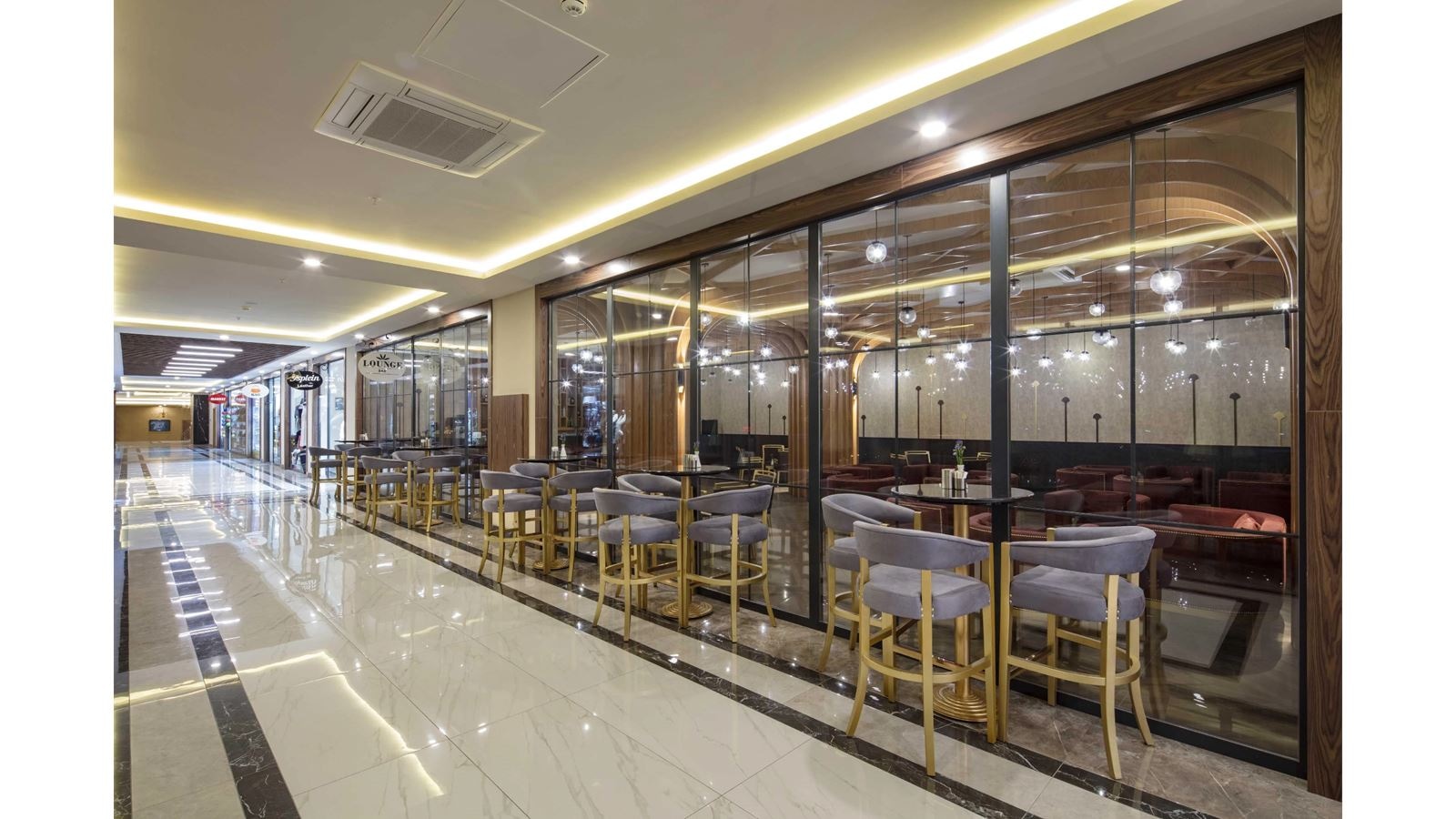 restaurants-lounge-bar