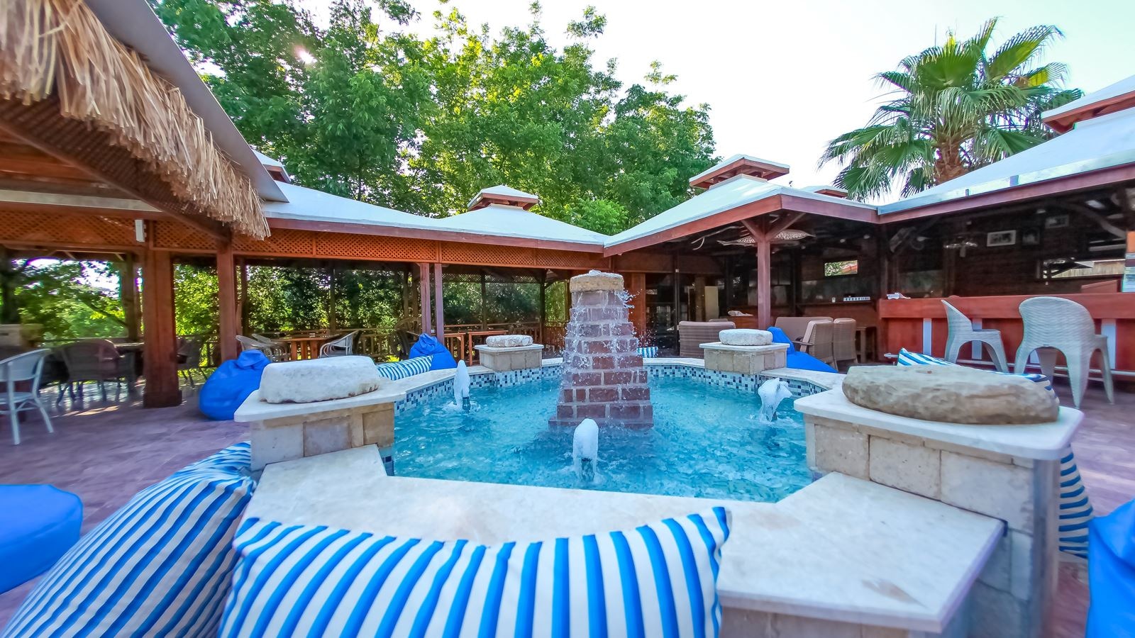 pools-outdoor-pool