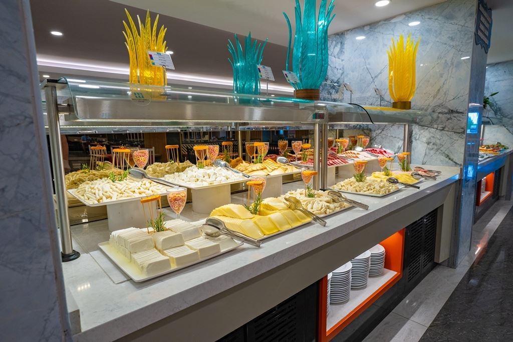 restaurants-main-restaurant