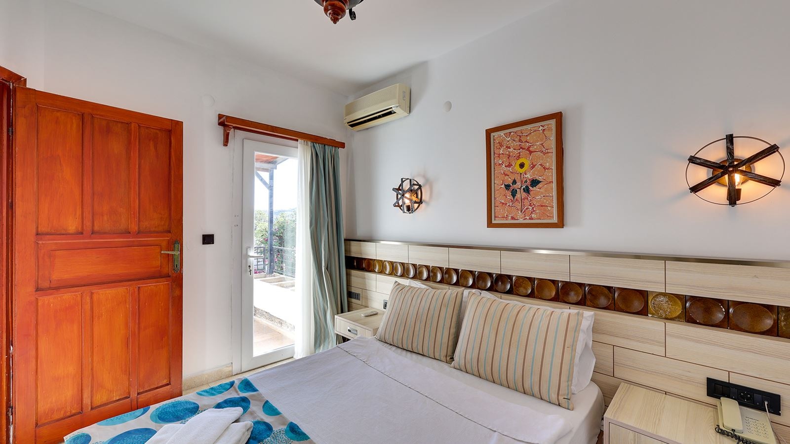 rooms-annex-room