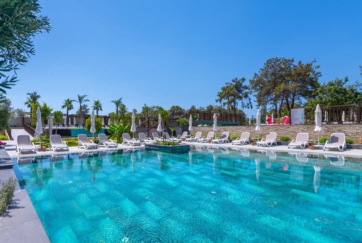 pools-outdoor-pool