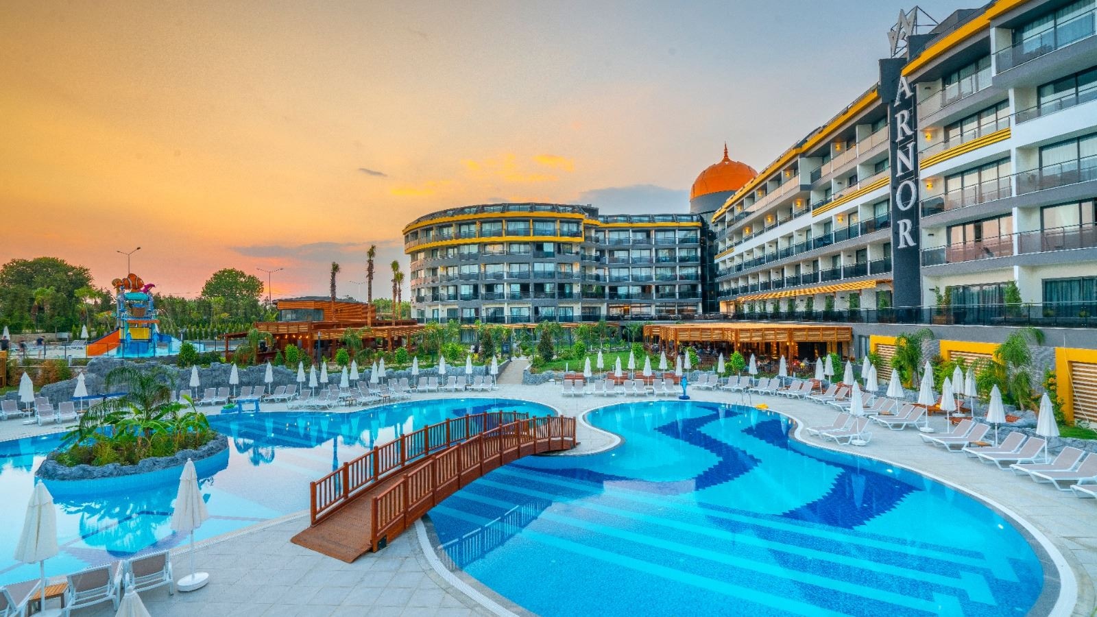 pools-outdoor-pool