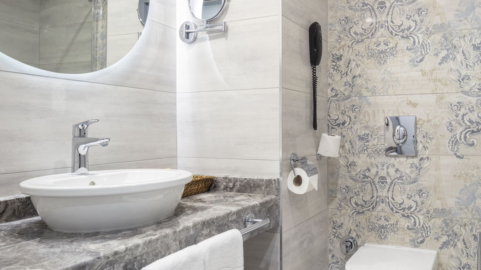 rooms-deluxe-family-side-sea-view