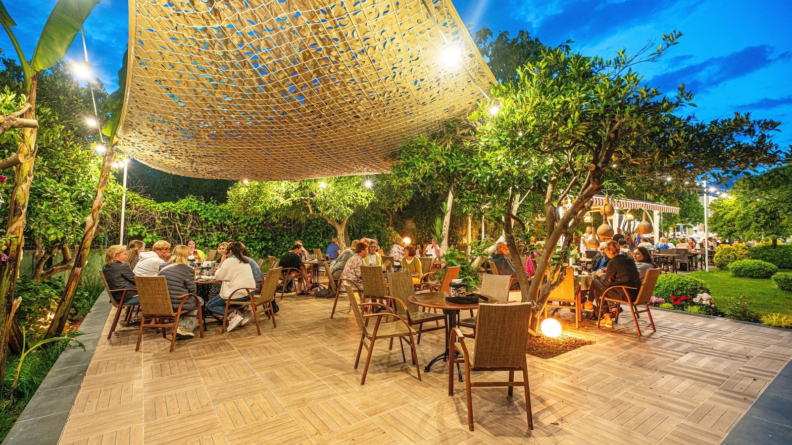 restaurants-main-restaurant