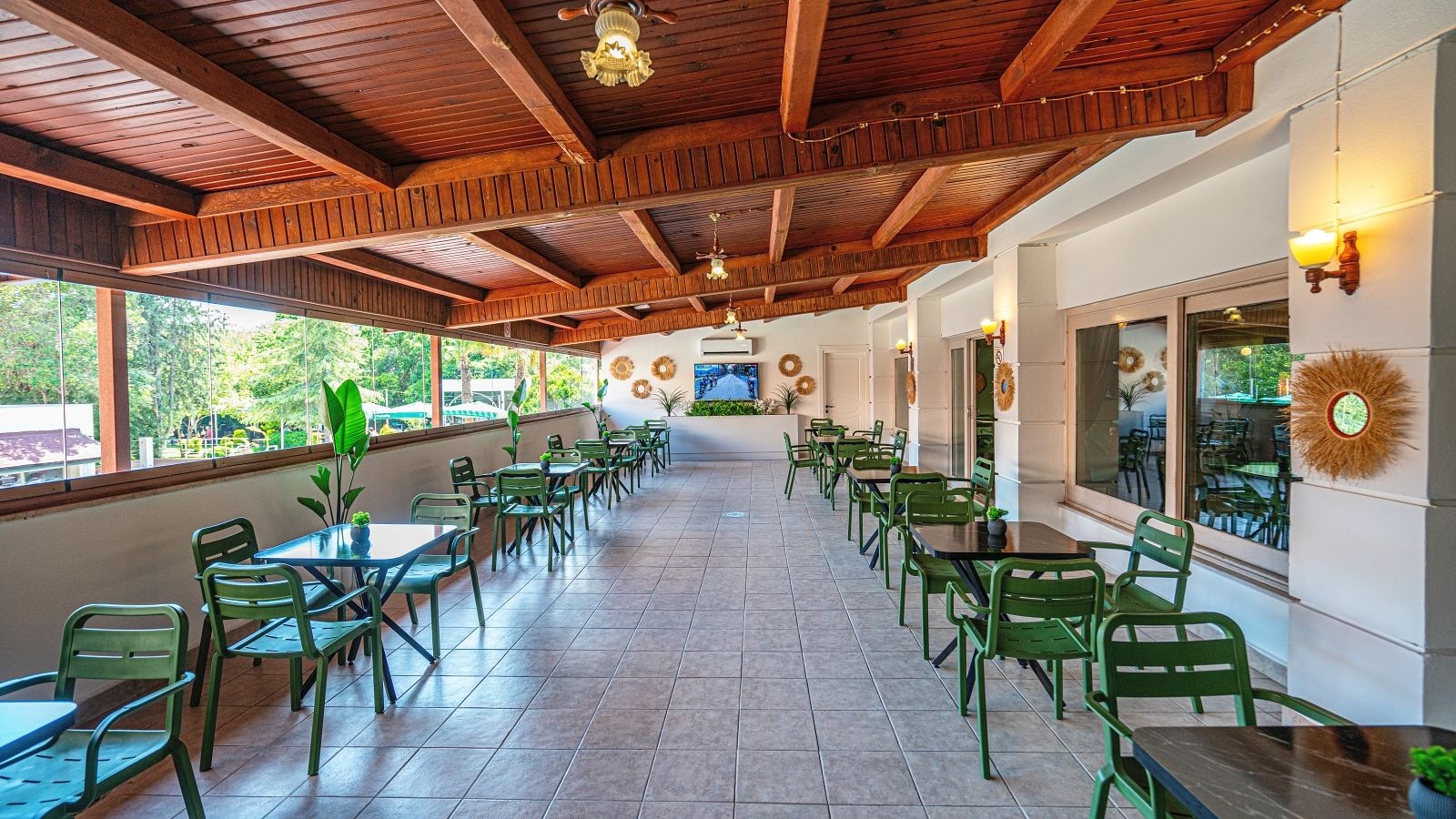 restaurants-main-restaurant