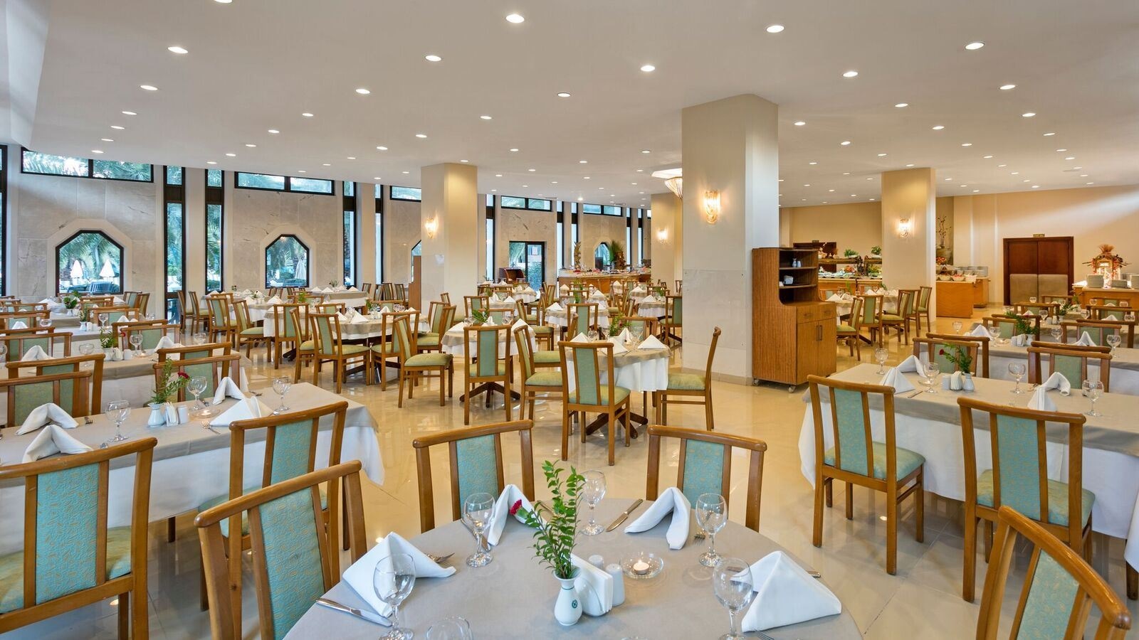 restaurants-marina-restaurant