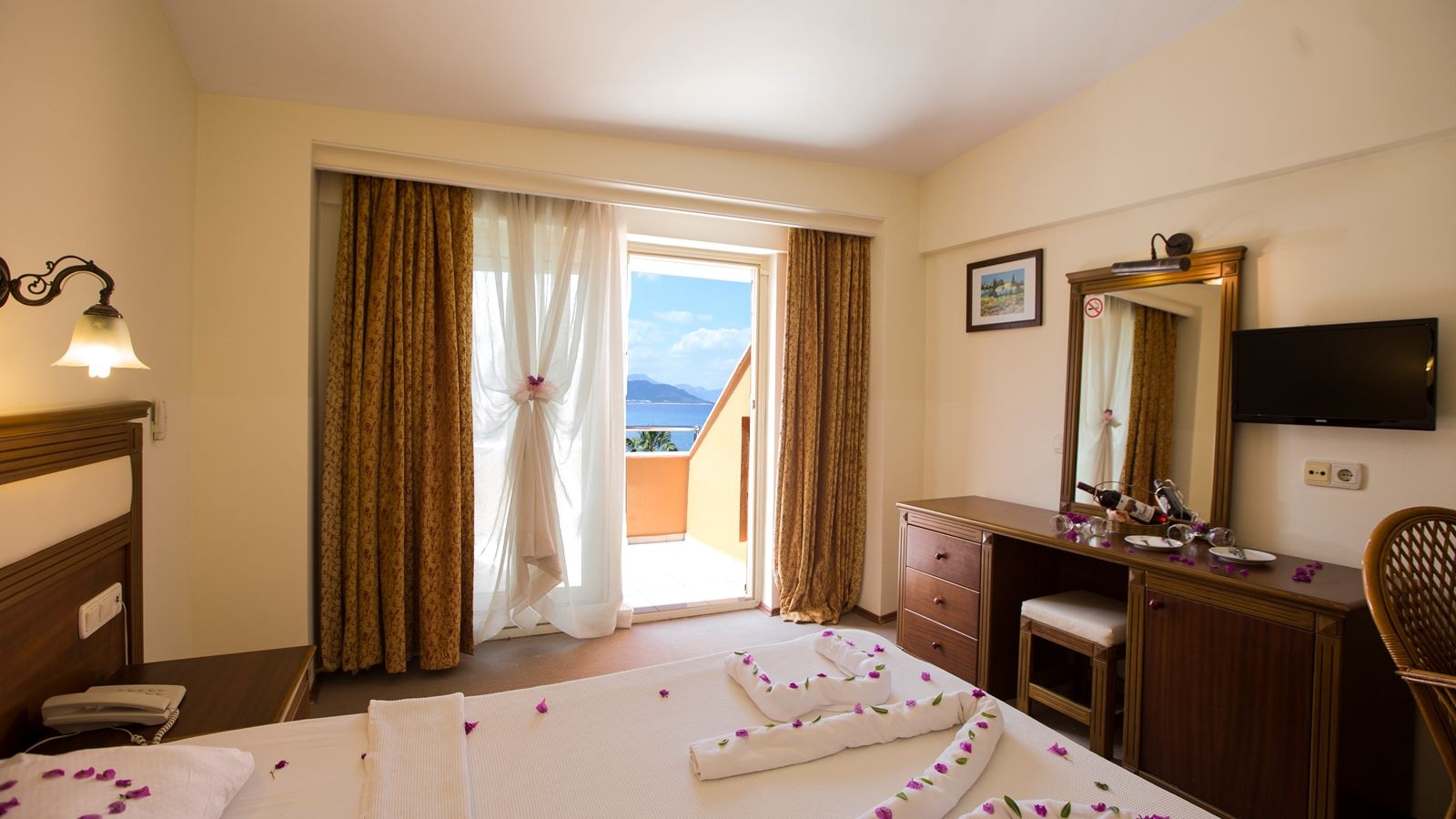 rooms-standard-room