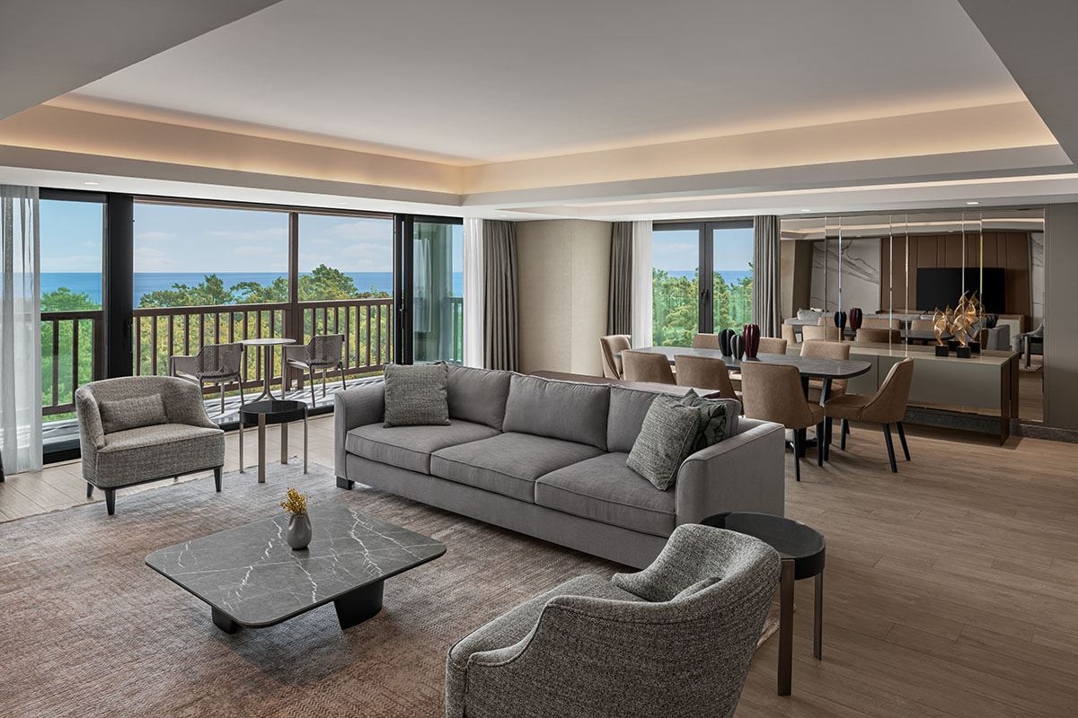 rooms-grand-suite-unique-sea-view