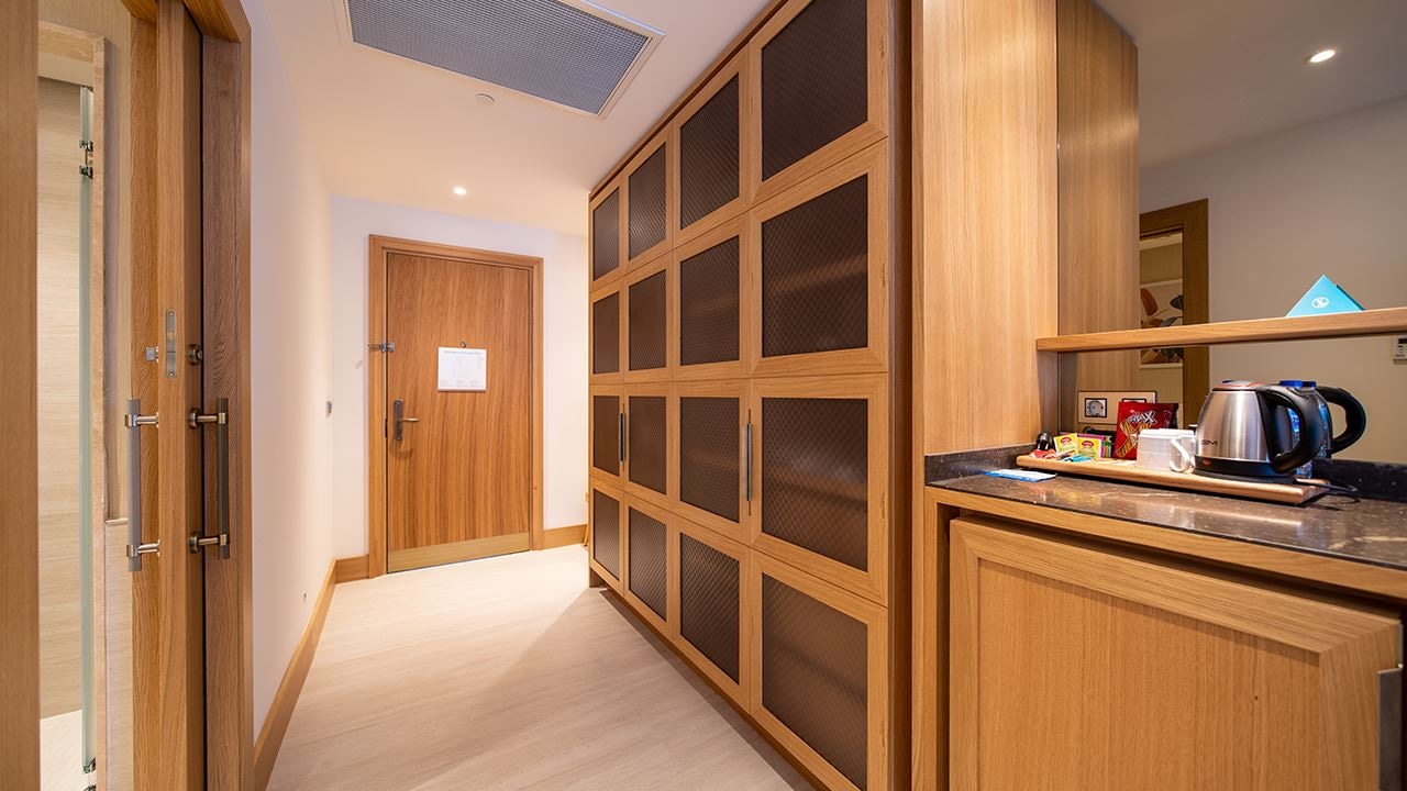 rooms-standard-room-land-view