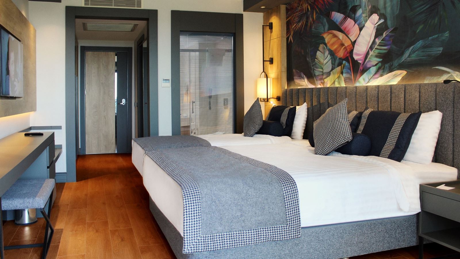 rooms-family-economy-room--one-room
