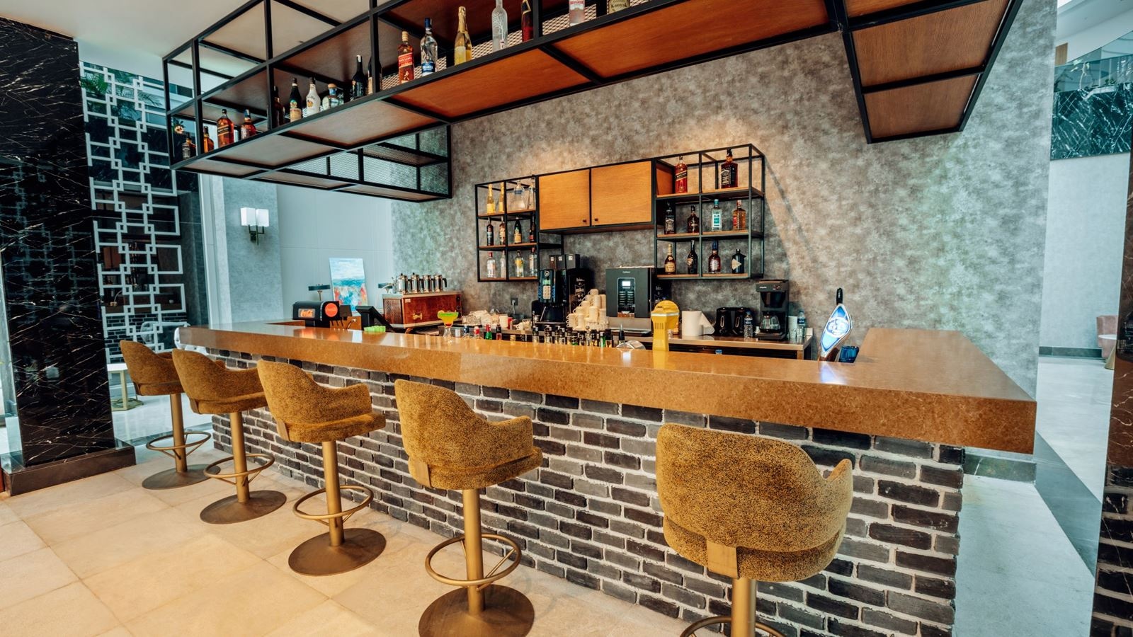 bars-lobby-bar