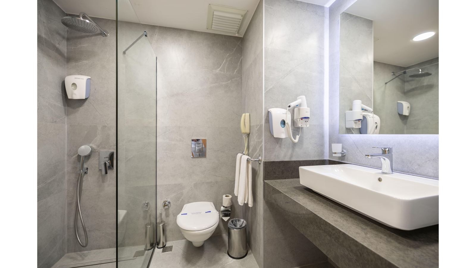 rooms-standart-room-land-view