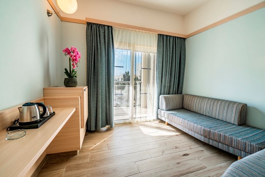 rooms-large-room