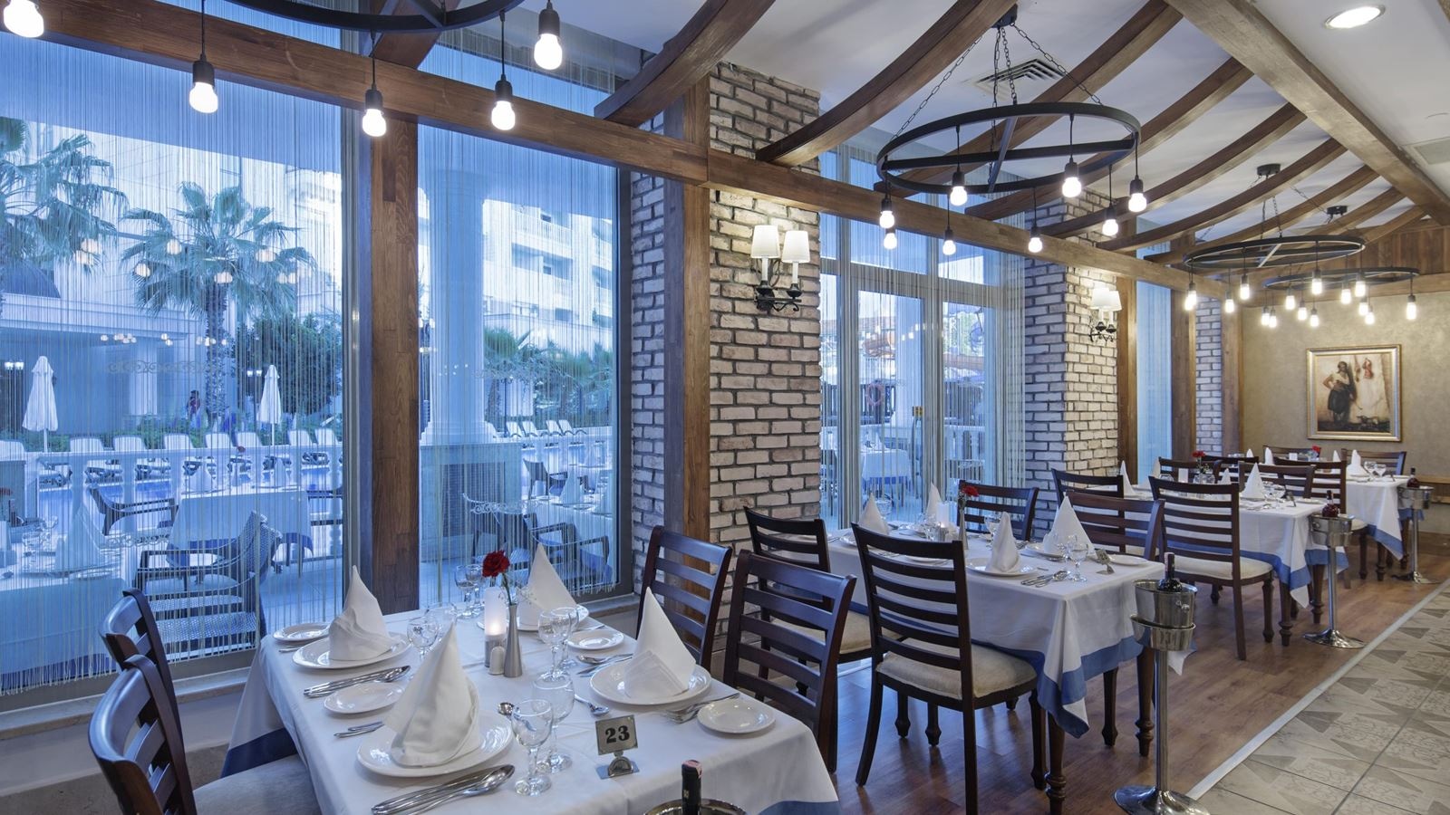 restaurants-queens-fish-ala-carte