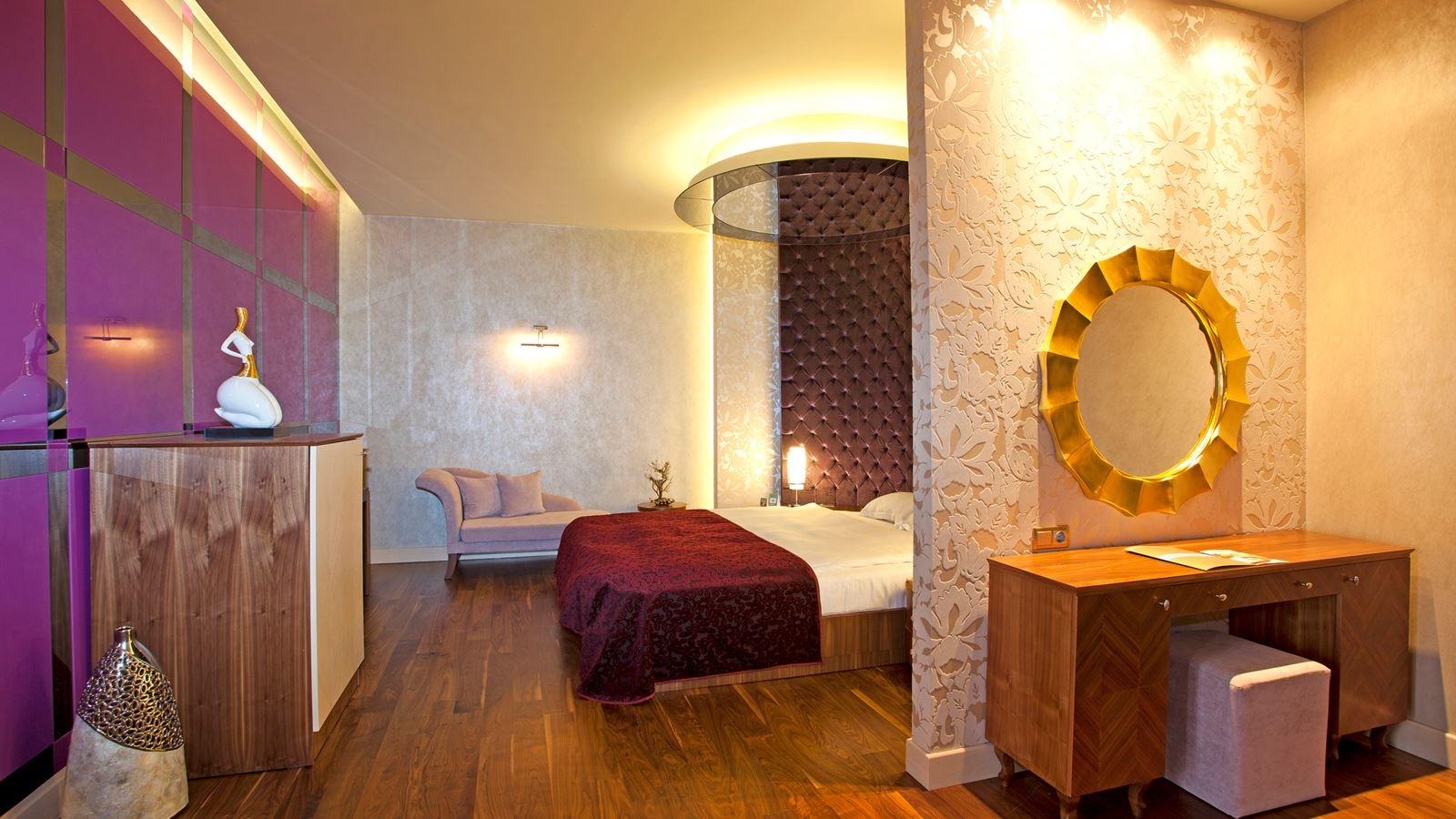 rooms-king-suite