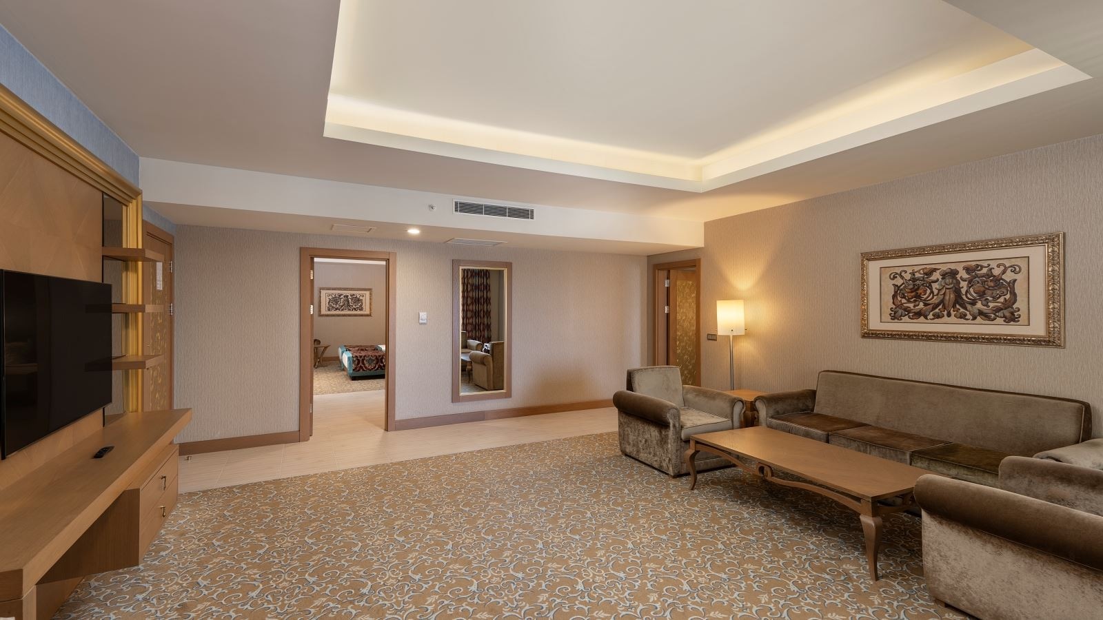 rooms-deluxe-suite