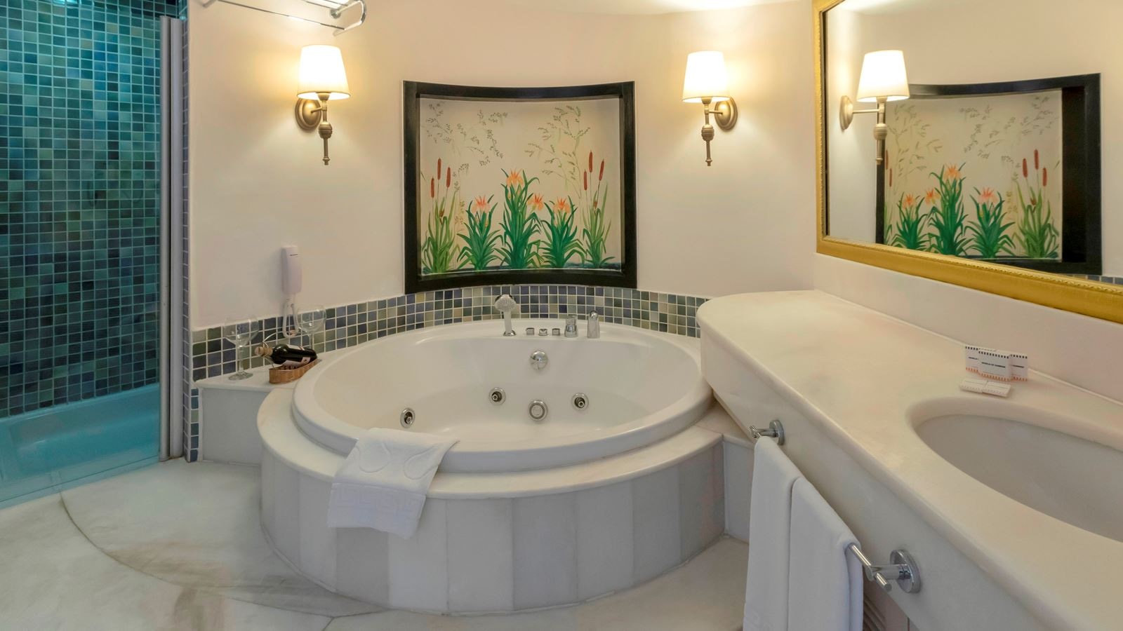 rooms-club-jacuzzi-dublex