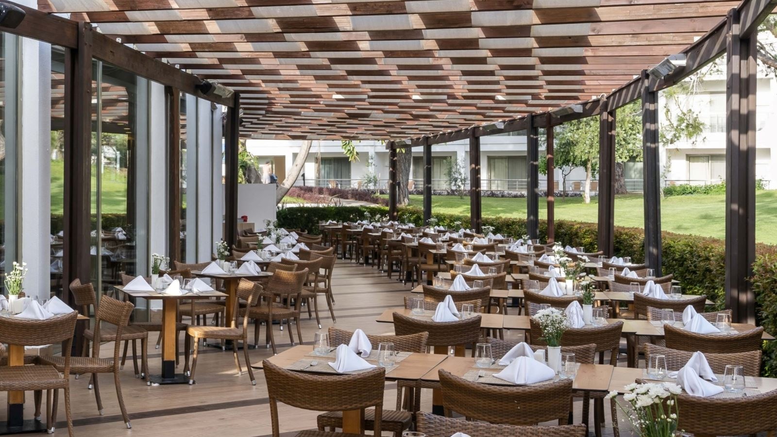 restaurants-main-restaurant