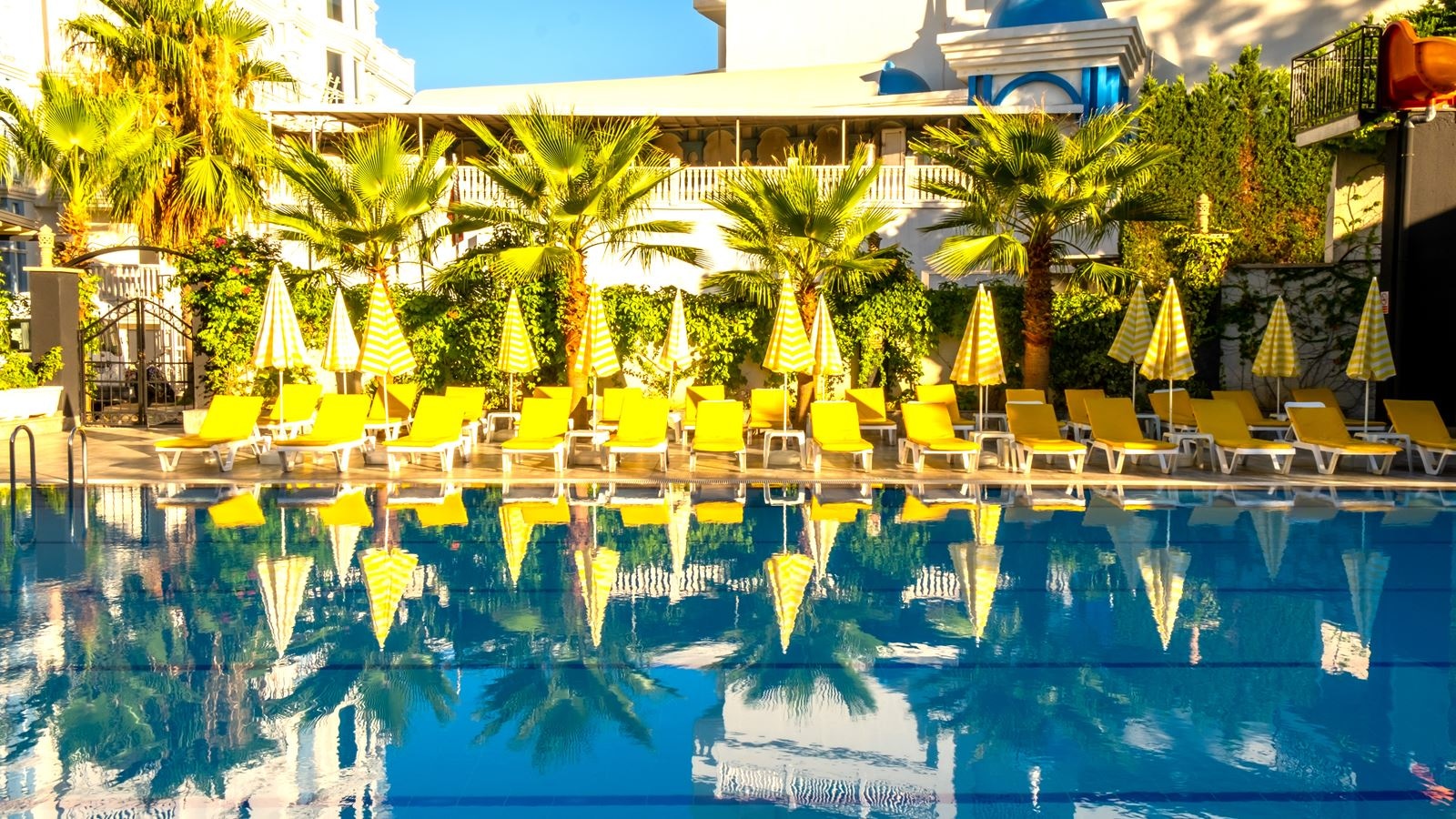 pools-outdoor-pool