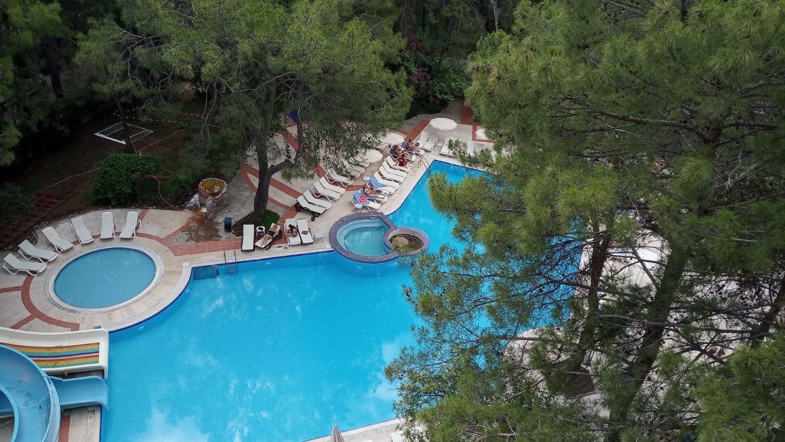 pools-outdoor-pool