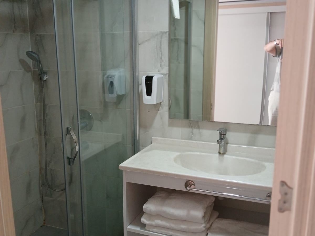 rooms-standard-room